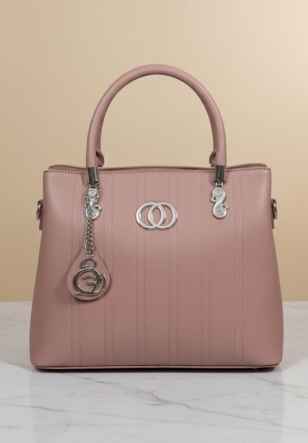 FADE IN Bag – Elegance Meets Everyday Functionality